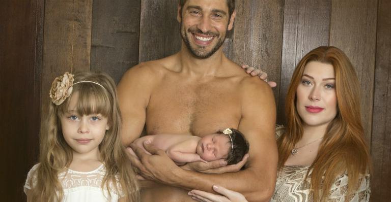 Victor Pecoraro apresenta a filha, Rebekah