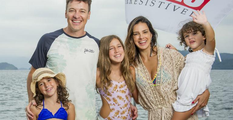 Rodrigo Faro celebra em família seu triunfo na TV
