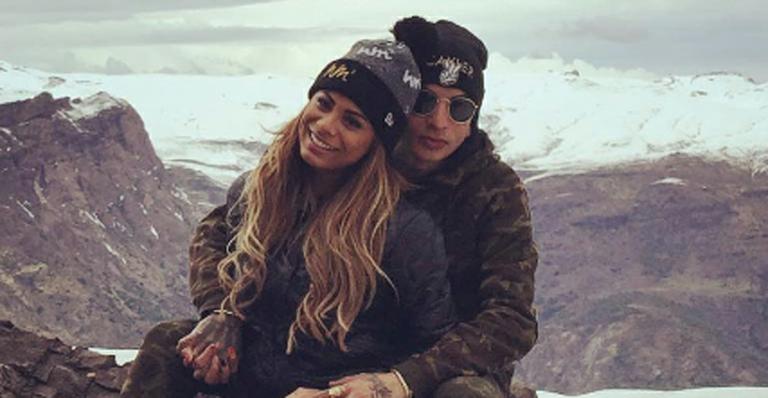 Lexa e MC Guimê posam no Chile: “Momentos únicos”