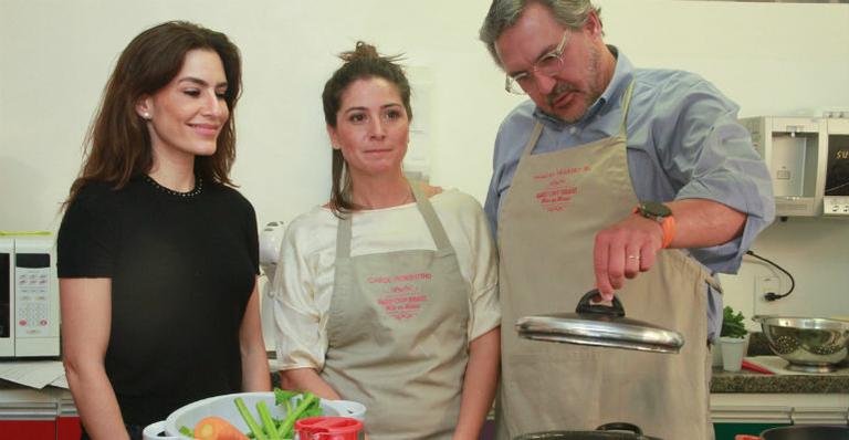 Trio do ‘Bake Off Brasil’ participa de ação em prol de crianças com câncer