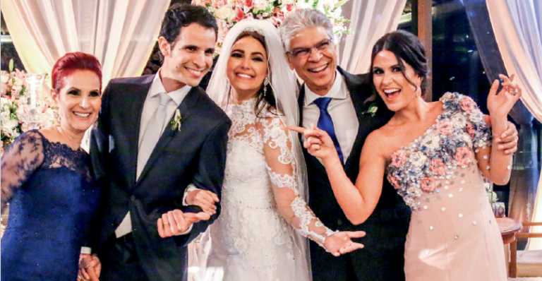 Mimo de Aline Barros no casamento do irmão, Rafael, com Monique