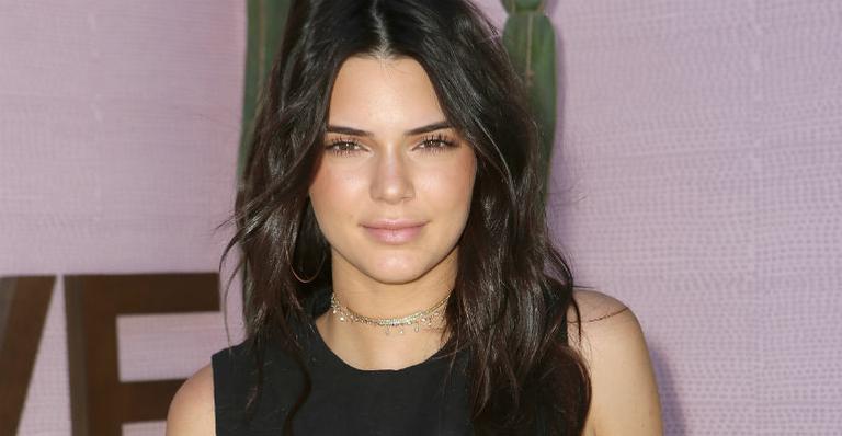 Kendall Jenner ganha carro de 809 mil reais em aniversário