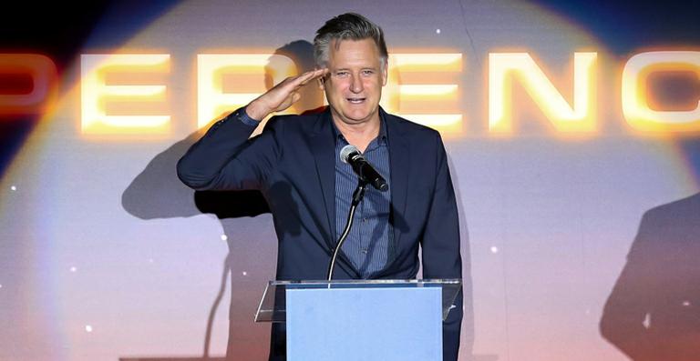 Bill Pullman marca presença na estreia de filme em SP