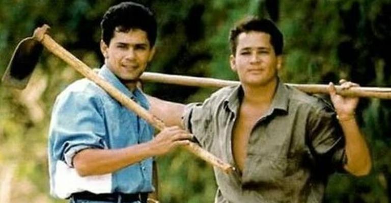 Leonardo relembra morte de Leandro: “18 anos sem você”