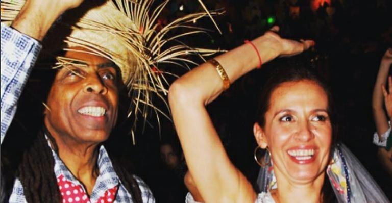 Flora Gil parabeniza Gilberto Gil pelos 74 anos: “Todo o meu amor”