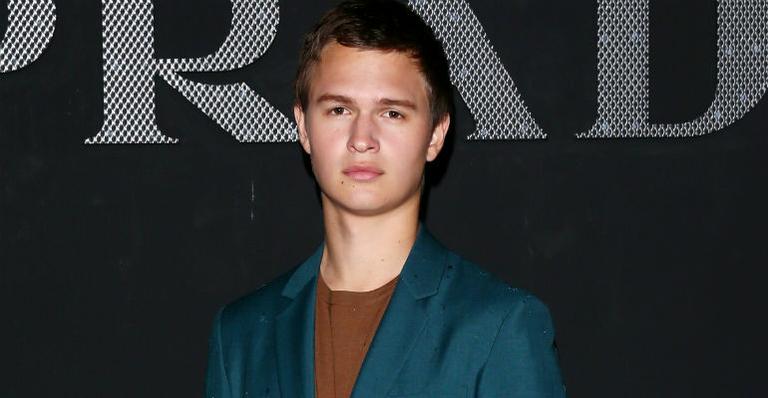 Ansel Elgort pode protagonizar filme baseado no jogo ‘Dungeons & Dragons’