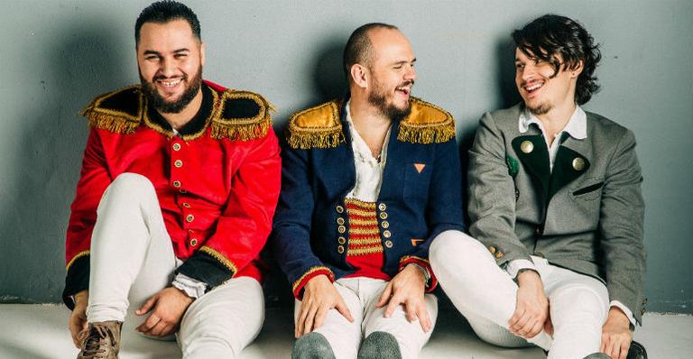Banda Lítera celebra o sucesso do álbum ‘Caso Real’