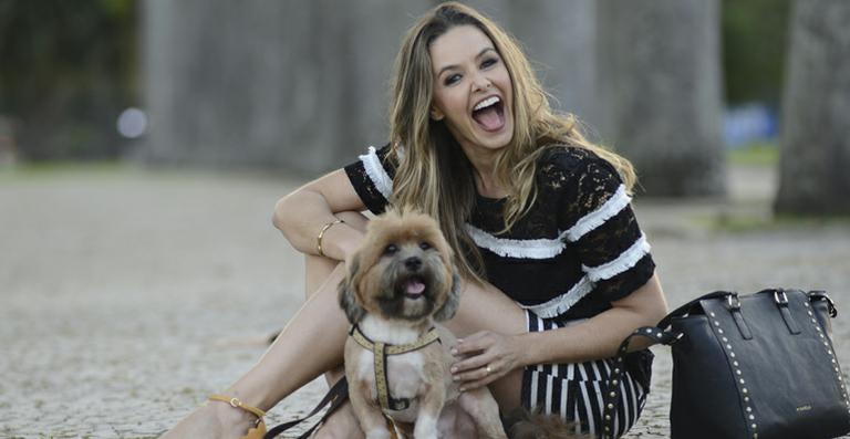 Bianca Rinaldi faz ensaio fotográfico no Rio de Janeiro