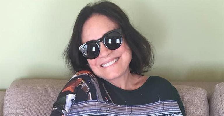 Regina Duarte encontra a filha, Gabriela Duarte, em Nova York