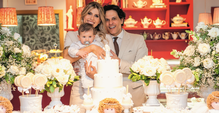 João Marcello Bôscoli e Juliana batizam Andre