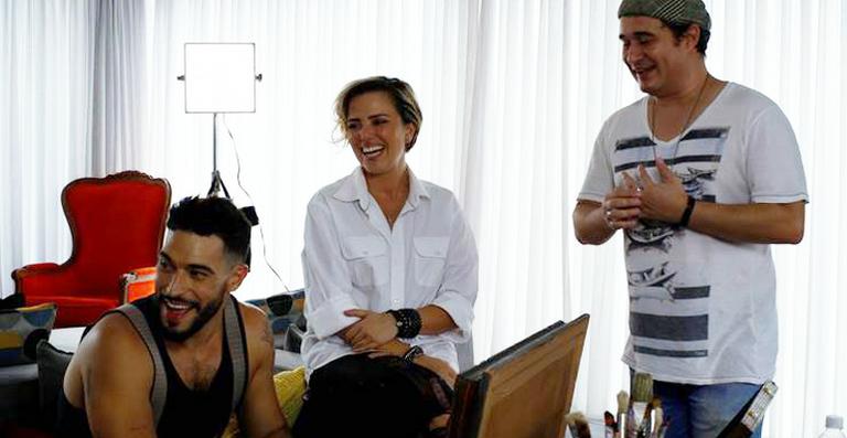 Natallia Rodrigues participa de clipe com seu noivo, Pedro Moutinho