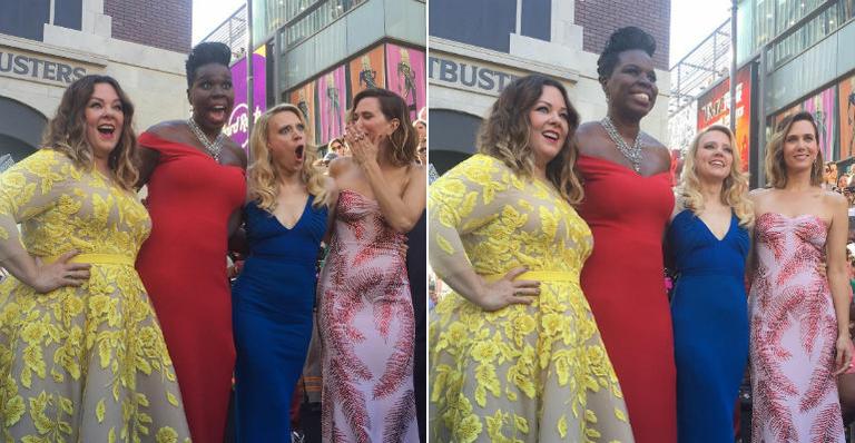 Elenco de ‘Caça-Fantasmas’ se diverte na première da nova versão do filme