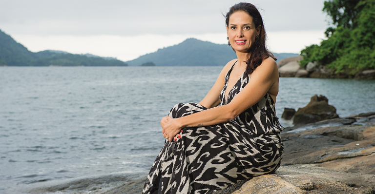 Adriana Samuel: “O vôlei de praia foi a minha faculdade”