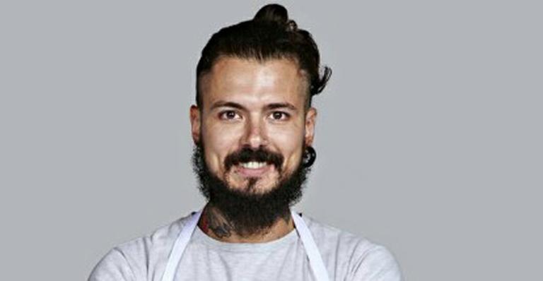 Eliminado do ‘MasterChef’, Aluísio desabafa: “Sigo feliz”