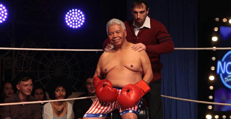 Roque vive dia de Rocky Balboa e fala de Silvio Santos: “É um pai para todos”