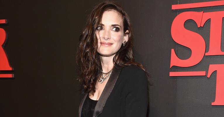 Winona Ryder diz que nunca se casou pois não queria enfrentar um divórcio