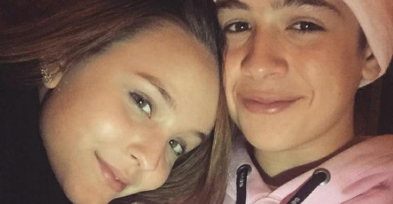 Larissa Manoela e João Guilherme celebram 10 meses de namoro