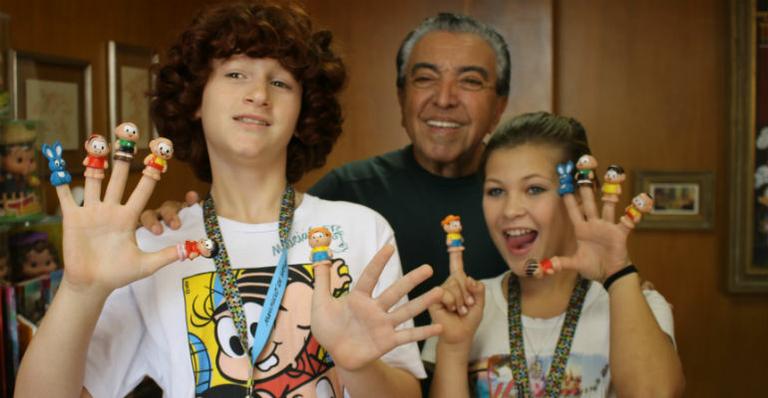 Estrelas mirins tietam o cartunista Mauricio de Sousa, criador da ‘Turma da Mônica’