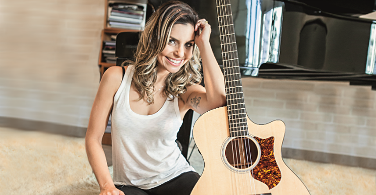 Aline Muniz apresenta show de sua turnê no Rio de Janeiro