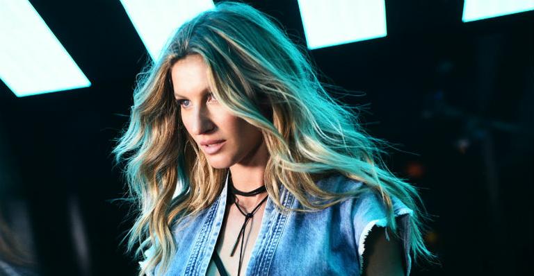 Gisele Bündchen aparece poderosa em nova campanha de moda