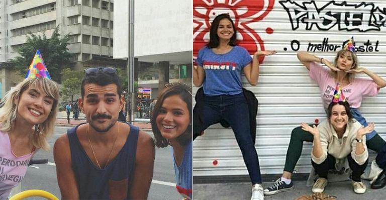 Maria Casadevall festeja aniversário com Bruna Marquezine pelas ruas de São Paulo