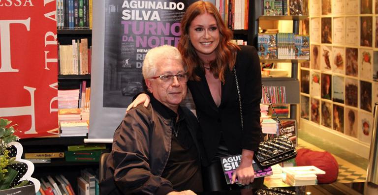 Marina Ruy Barbosa prestigia evento de Aguinaldo Silva