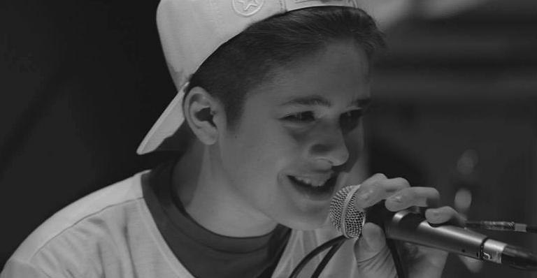 João Guilherme Ávila lança sua primeira turnê musical pelo Brasil