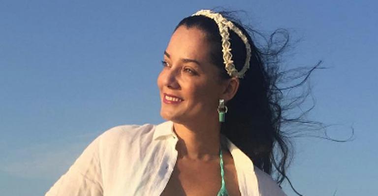 Mônica Carvalho curte férias na Europa: “Paraíso”