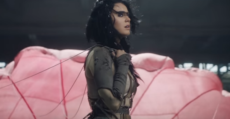 Katy Perry divulga prévia do clipe ‘Rise’ e anuncia lançamento oficial do vídeo
