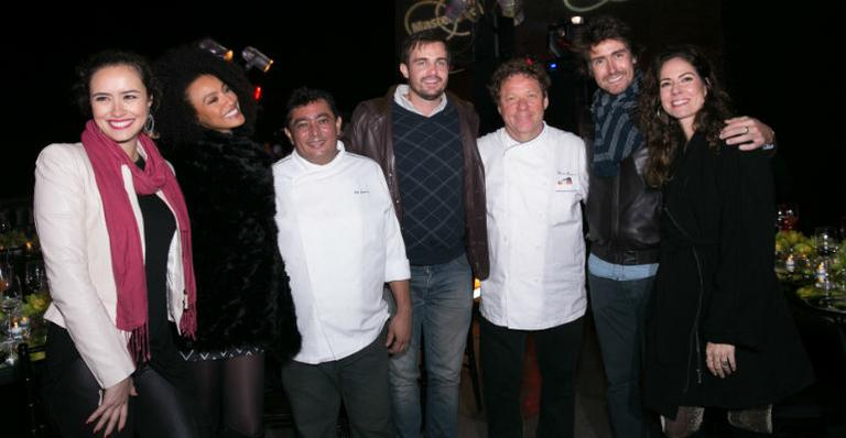 Com a presença de vips, chef Claude Troisgros oferece jantar no Cristo Redentor