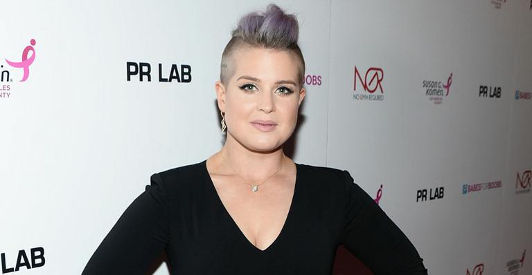 Kelly Osbourne é processada pela ex-amante do pai
