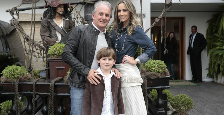 Otávio Mesquita celebra os 7 anos do filho caçula, Pietro