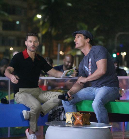 Matthew McConaughey e Camila Alves jantam no Rio