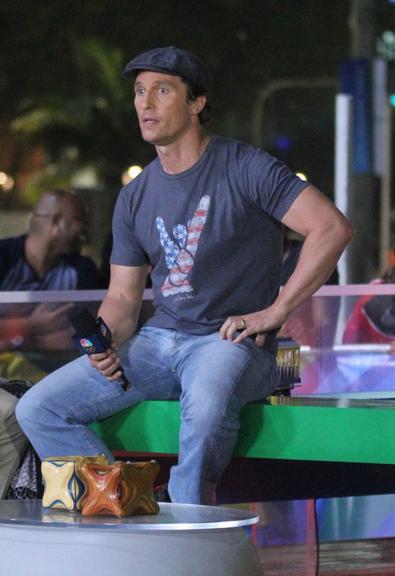 Matthew McConaughey e Camila Alves jantam no Rio