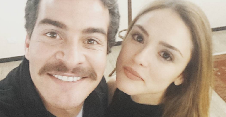 Thiago Martins e Isabelle Drummond comemoram parceria na TV