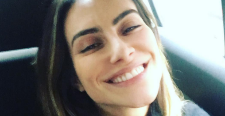 Cleo Pires mostra bastidores da nova série da Globo, ‘Supermax’