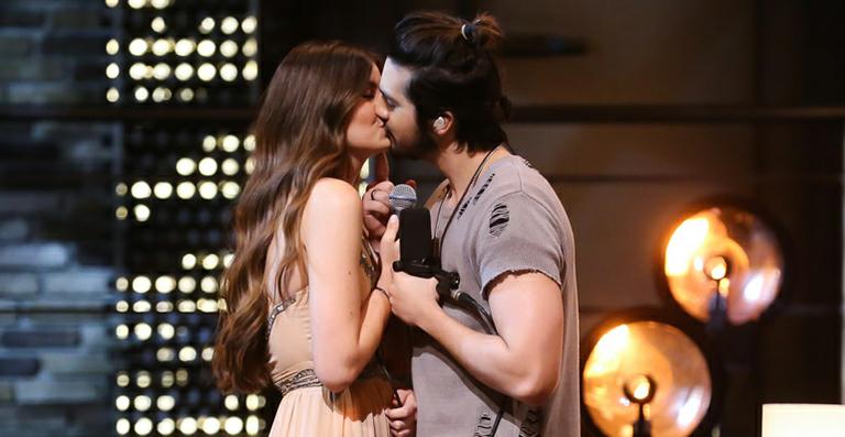 Luan Santana comenta selinho em Camila Queiroz