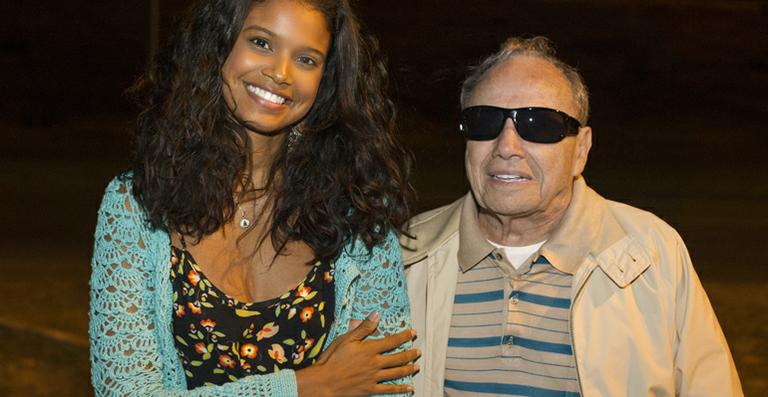 Stênio Garcia participa de cena da nova temporada de ‘Malhação’