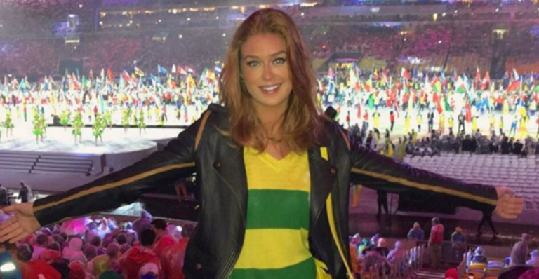 Famosos comemoram o sucesso das Olimpíadas 2016 no Rio de Janeiro
