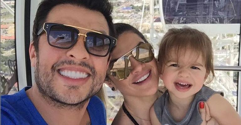 Mirella Santos exibe corpo sarado em viagem com a família na Flórida