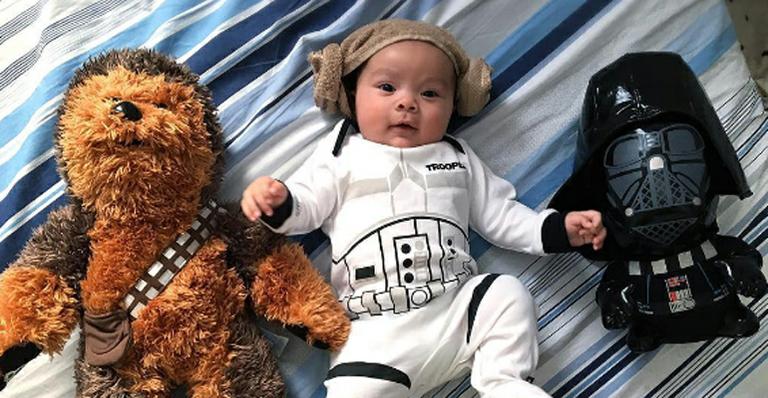 Filha de Jiang Pu vira a princesa Leia: “Guerreira da mamãe”