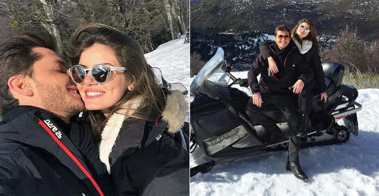Camila Queiroz rebate críticas após assumir namoro com Klebber Toledo