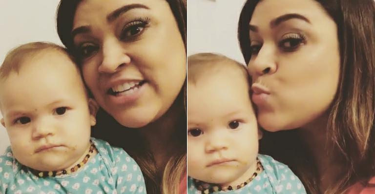 Preta Gil celebra relação com a neta, Sol de Maria: “Sou a babá que ela tem”