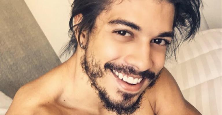 Solteiro, Douglas Sampaio flerta com filha de Renato Gaúcho no Twitter