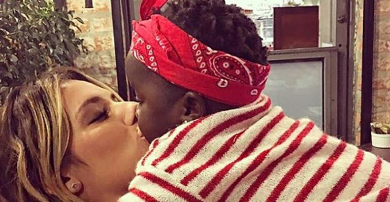 Giovanna Ewbank se derrete pela filha, Titi: “Razão do meu viver”