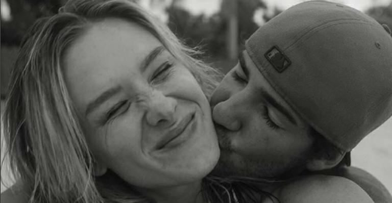 Fiorella Mattheis comemora o aniversário de Alexandre Pato: “Te amo”