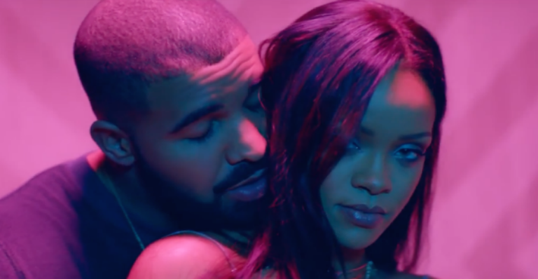 Drake exibe tatuagem igual à de Rihanna