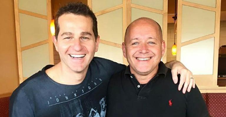 Lembra do Dominó? Afonso Nigro e Marcelo Rodrigues se reencontram em Orlando