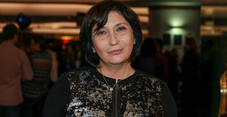 Zizi Possi prestigia pré-estreia de ‘Ghost, o Musical’
