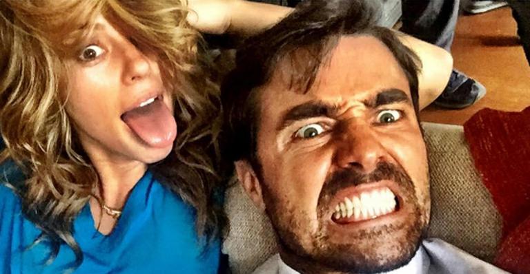 Paolla Oliveira e Ricardo Pereira se divertem em bastidores de filme